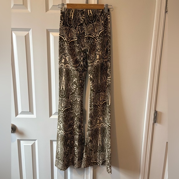 Free People Novella Royale Janis Bell Bottom Flare Velvet Pants NWT - Picture 5 of 10